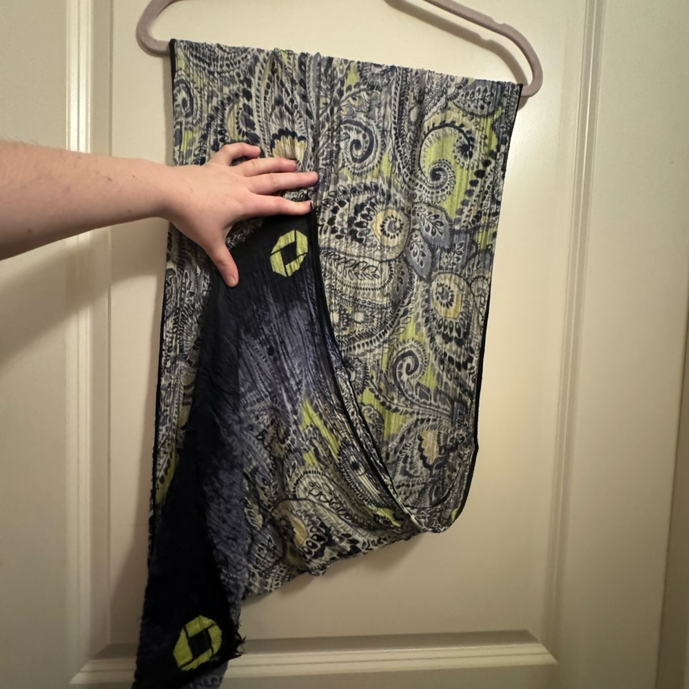 Chase Uniform Scarf